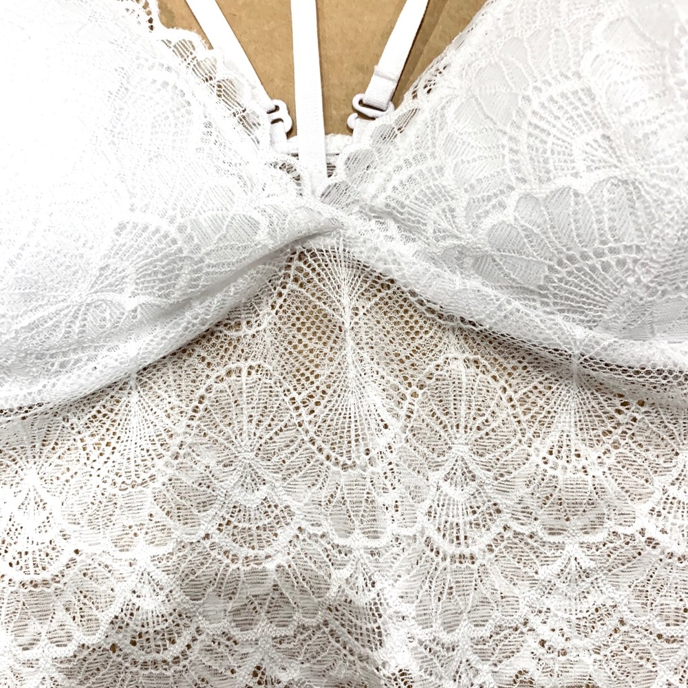 Lace White Padded Pull Over Bralette - Picture 3 of 8